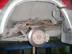 до ремонта до ремонта 300x225 Ремонт и техническое обслуживание Mitsubishi PAJERO